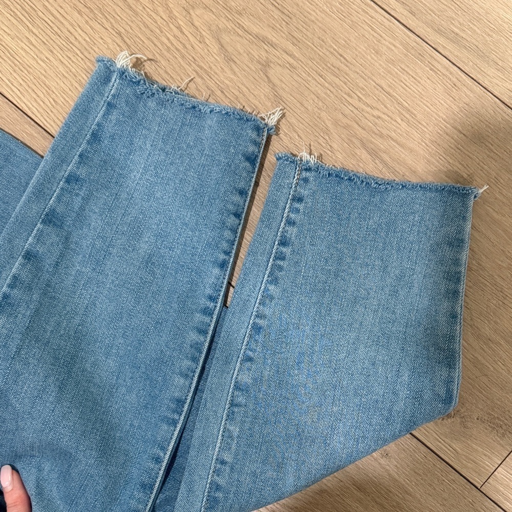 PAIGE Women's Light Blue Jeans Size 26 - Picture 7 of 7